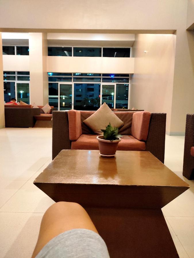The Beacon Makati Aparthotel Manila Exterior foto